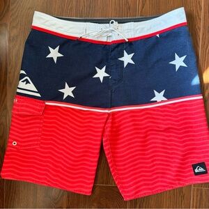 QUIKSILVER Everyday Division 20” Boardshorts Size 34